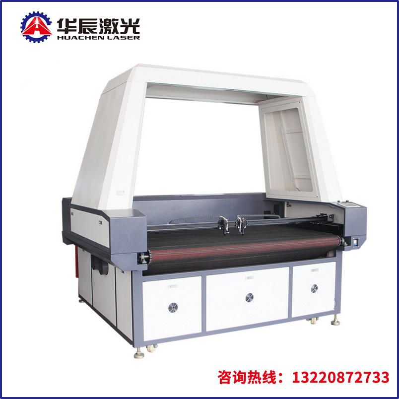 大視覺(jué)雙軌激光切割機(jī)